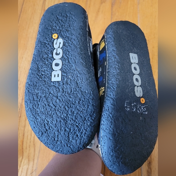 BOGS Kids Boots Construction Design Rain Winter Size 7 Toddler - Picture 7 of 7